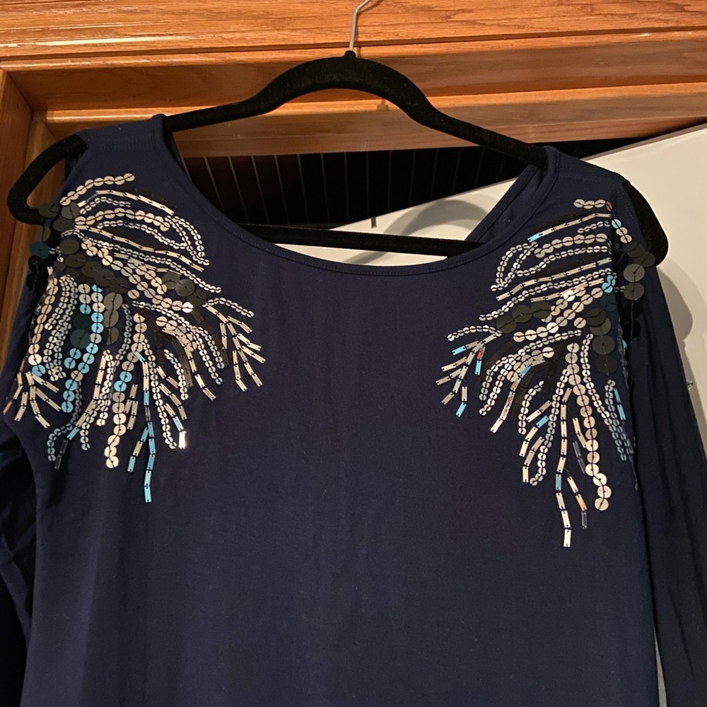 BKE Tunic with sequence medium like new